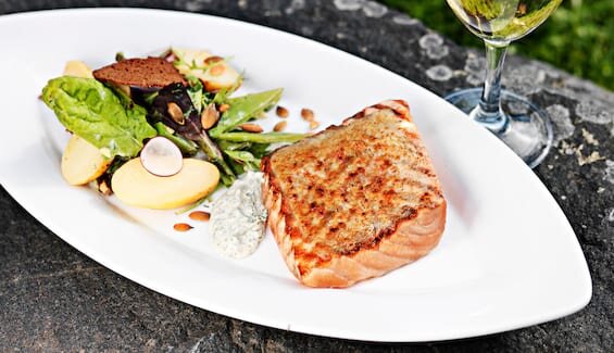 Grilled Norwegian Salmon with Blue Cheese