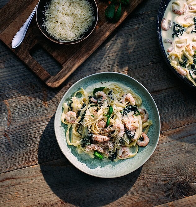 Creamy Tagliatelle with Norwegian Frozen peeled Prawns and Spinach