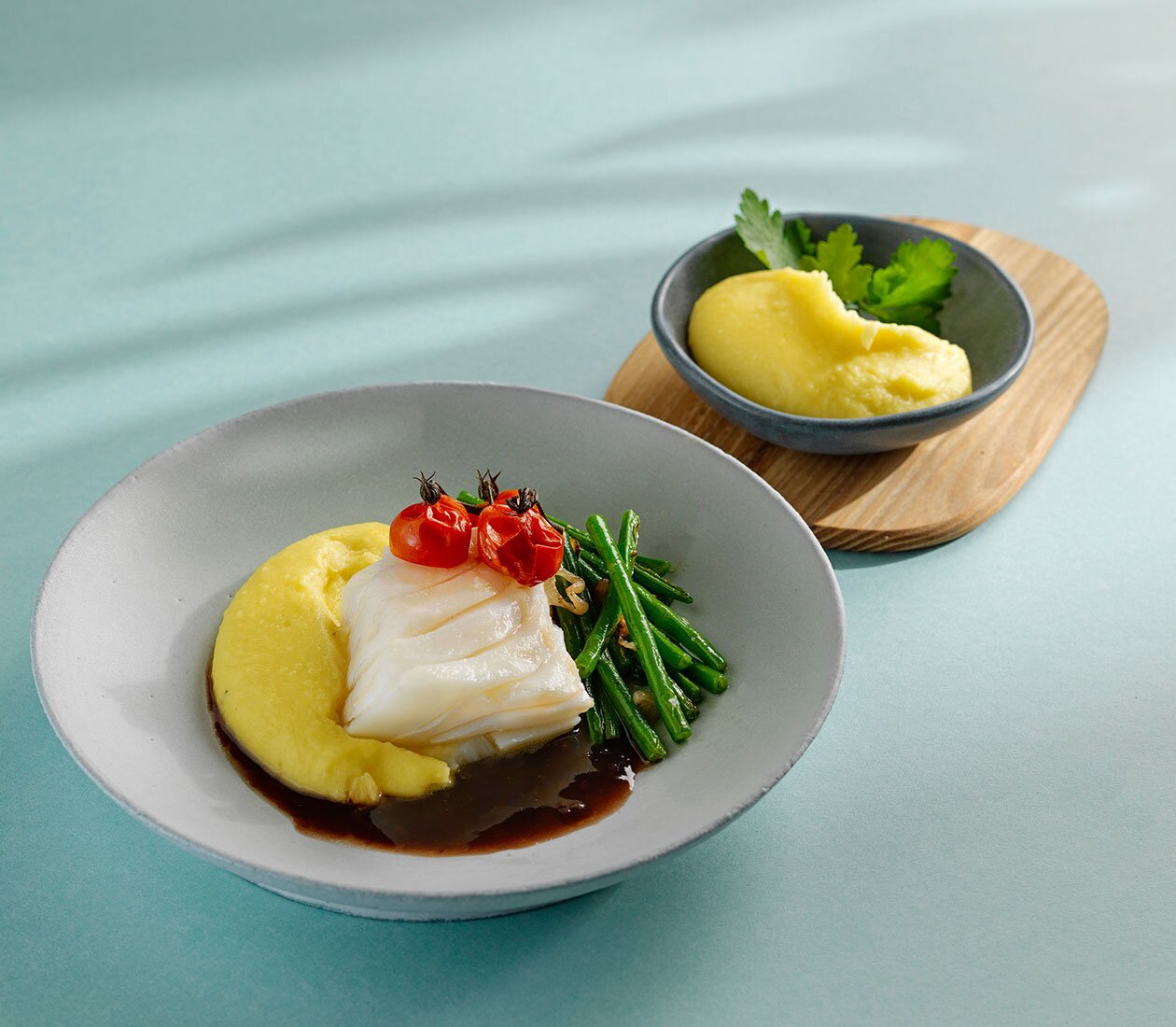 Norwegian Skrei with potato purée, and red wine jus