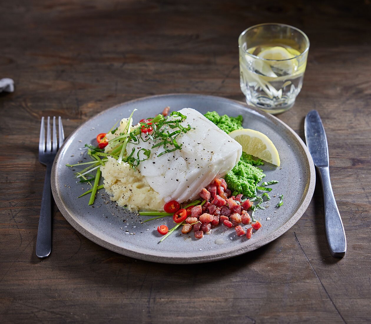 Norwegian skrei with bacon and peas a la Unstad